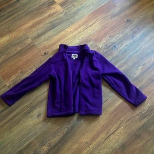 Purple zip up jacke